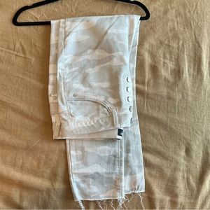 White Camo Mac And Me Jeans - Size 8
